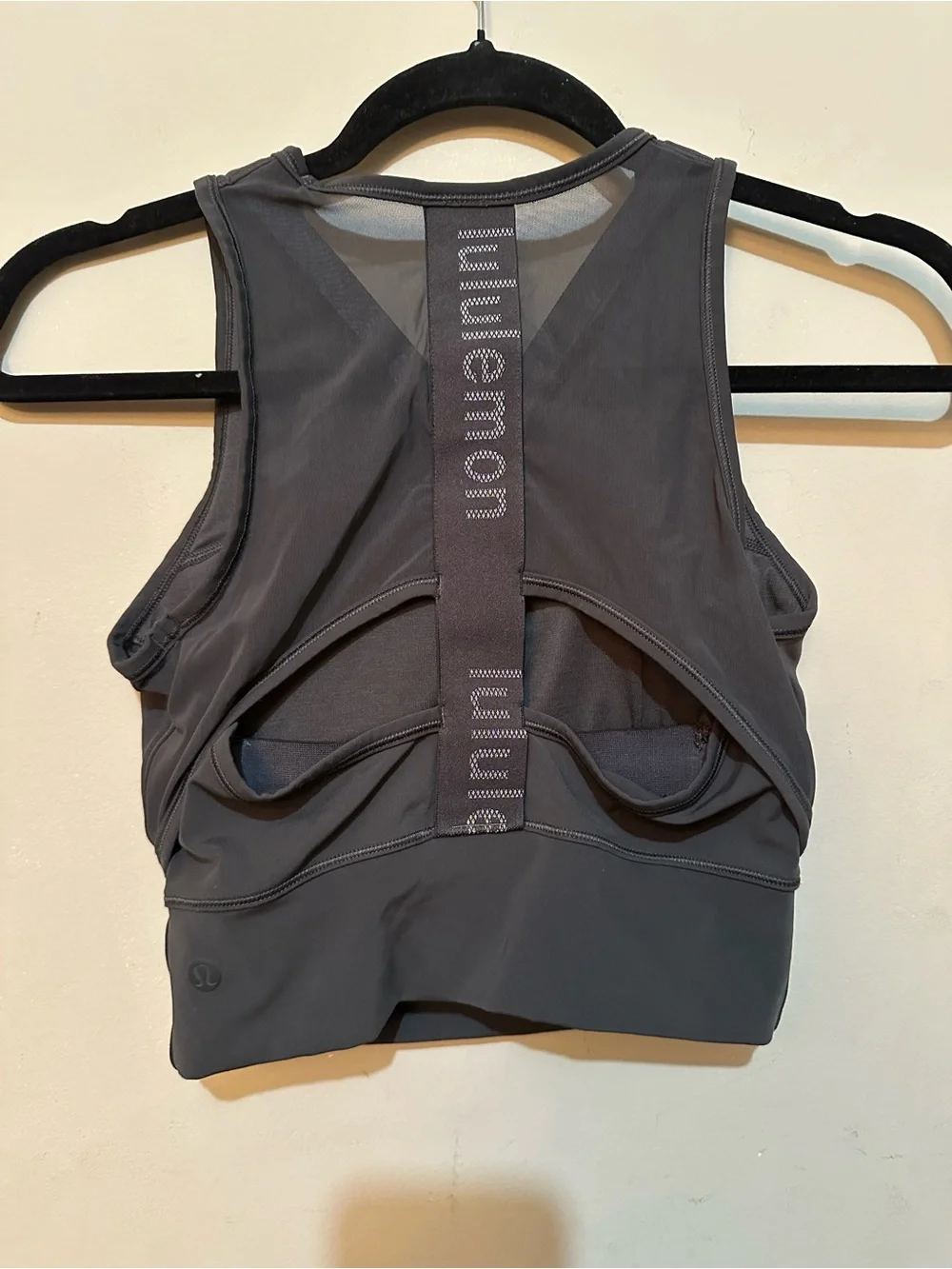Lululemon‎ Mesh-Back Training Cropped Tank Top *Graphic (Graphite Grey) Size 2